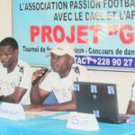 Togo : Don de vivres et non vivres de l’association « Le FUTUR » au club d’ASFOSA