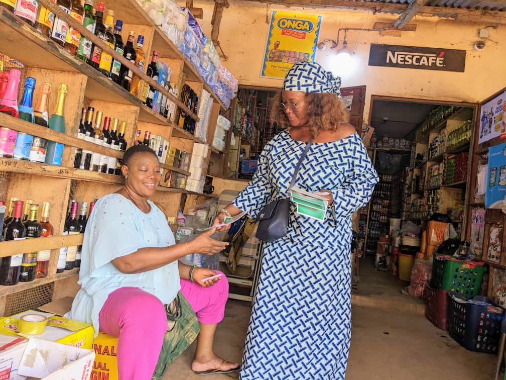 Campagne électorale : Princesse Eyi SEMEKONAWO au contact des femmes du marché d'Adidogomé Assiyéyé (photos)