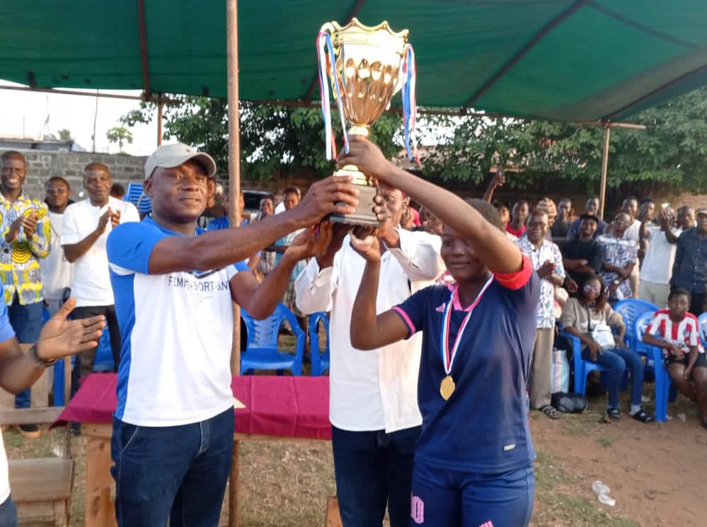 Football (F) : Aigle de la Forêt sacrée champion du tournoi « Gbenodu »
