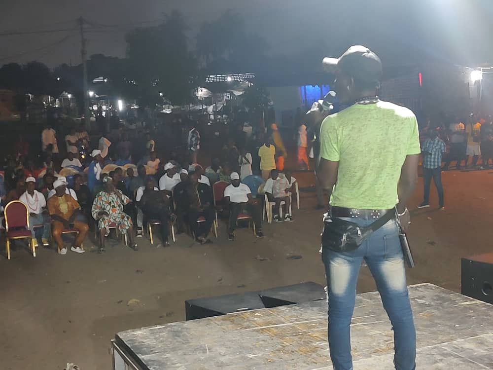 Adakpamé clôture la journée nationale du sport en toute beauté par un concert