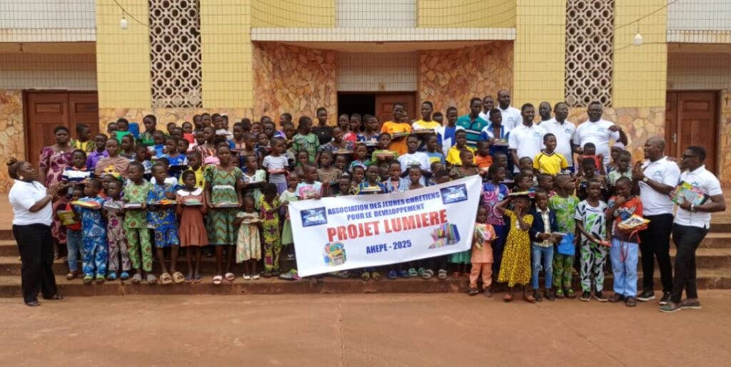 Ahépé : l’A.J.C.D. soutient l’éducation des enfants démunis