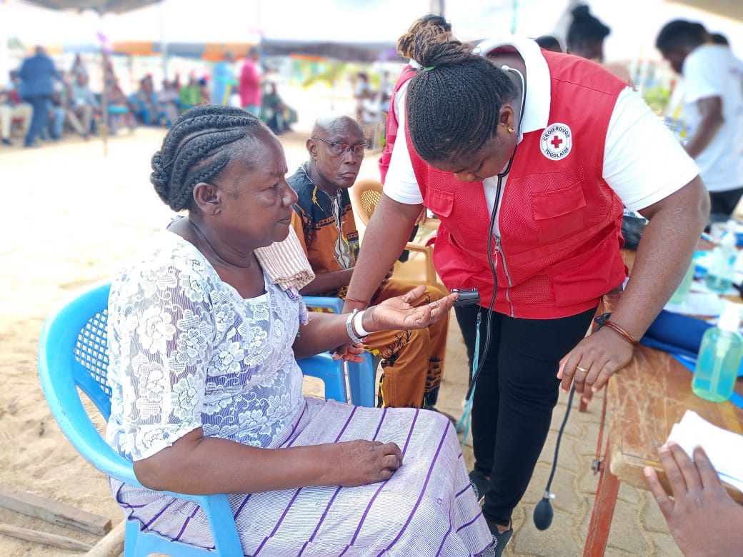 Adakpamé : les chefs traditionnels mobilisent pour les personnes âgées