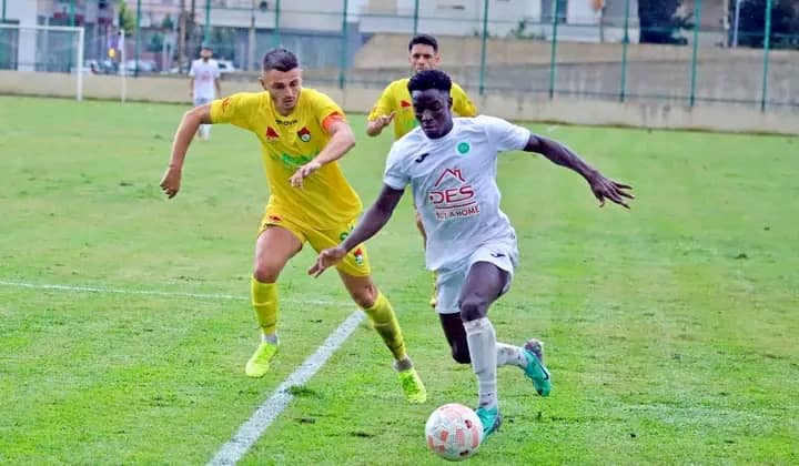 Koffi Ayivi Bernardin : un jeune talent togolais à suivre de près