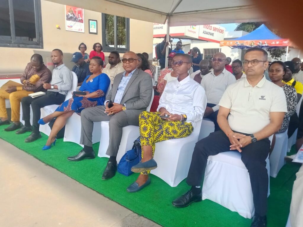 TotalEnergies Marketing Togo : Josué ANANI effectue un achat de 1000 francs et repart avec une moto neuve Haojue