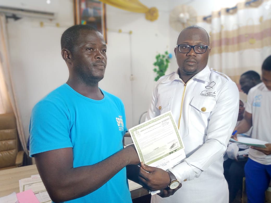 Programme Faure Dreams : des certificats de nationalité remis aux populations de la commune Golfe 2