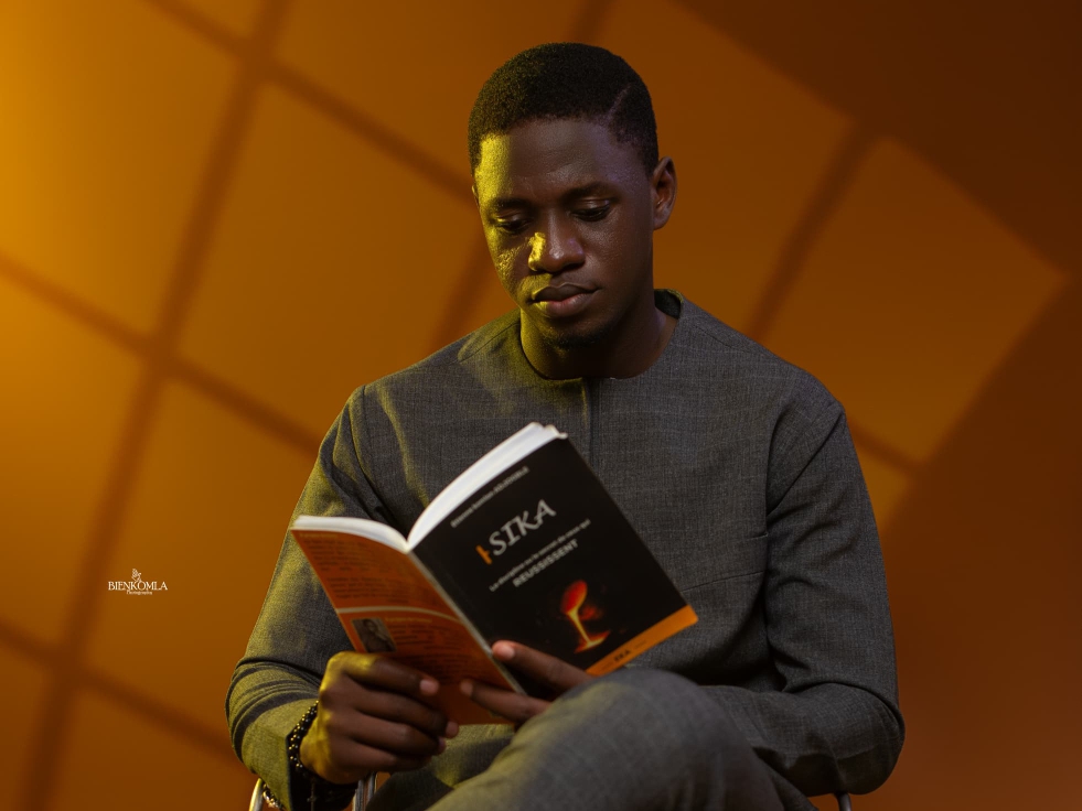 L'Or de la discipline : la vision d'Étienne ADJOGBLE dans « SIKA »