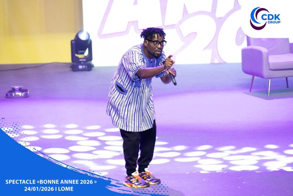 Spectacle humoristique « Bonne Année 2026 » : un succès retentissant au Palais des Congrès de Lomé