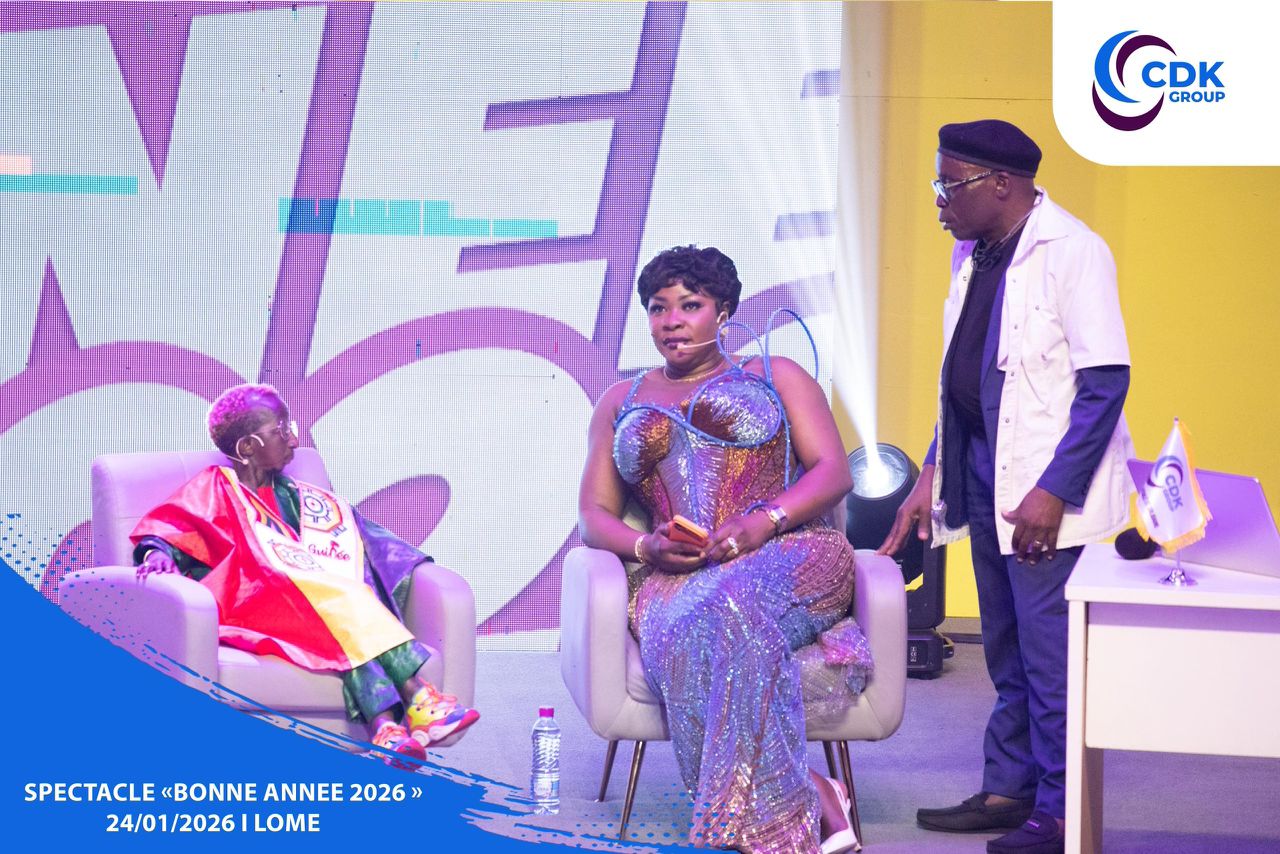 Spectacle Humoristique « Bonne Année 2026 » : un succès retentissant au Palais des Congrès de Lomé