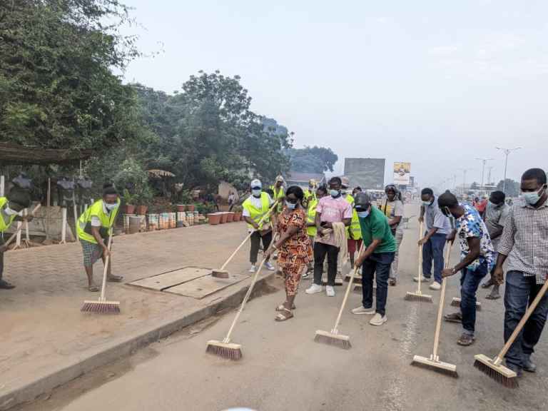 Insalubrité dans les Golfe 7 et 5 : les Maires Dangbuie Afi et Kossi Aboka prennent le devant