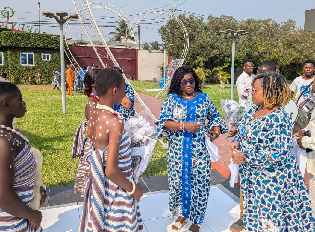 8 mars : hommage des femmes du Golfe 7 à leur maire Pascaline Dangbuie