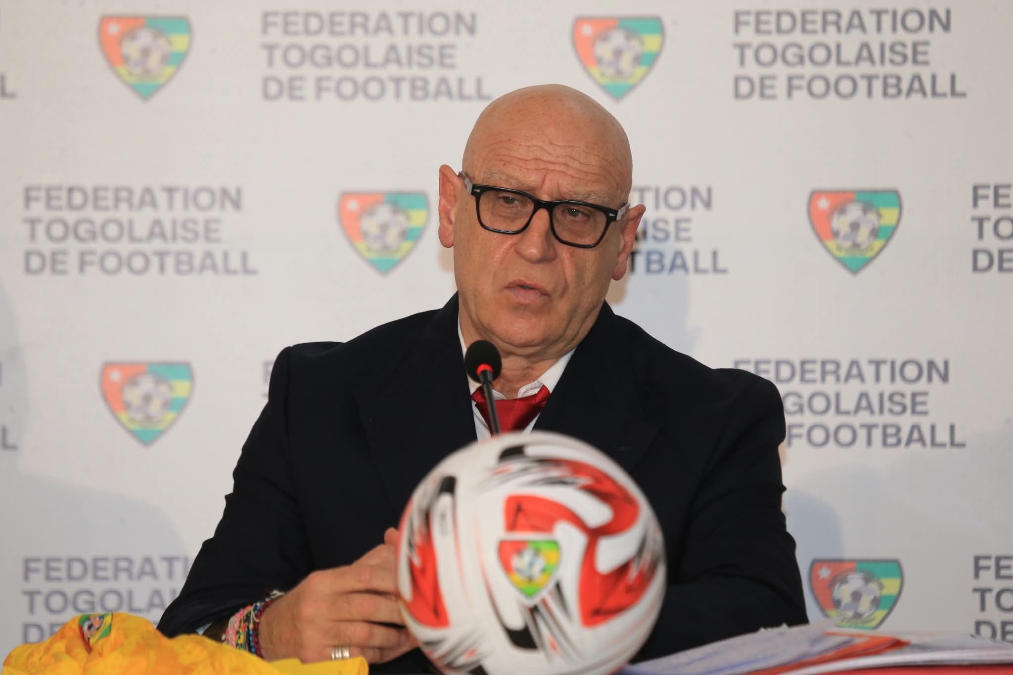 Journées FIFA : Patrice Neveu face aux médias ce jeudi 