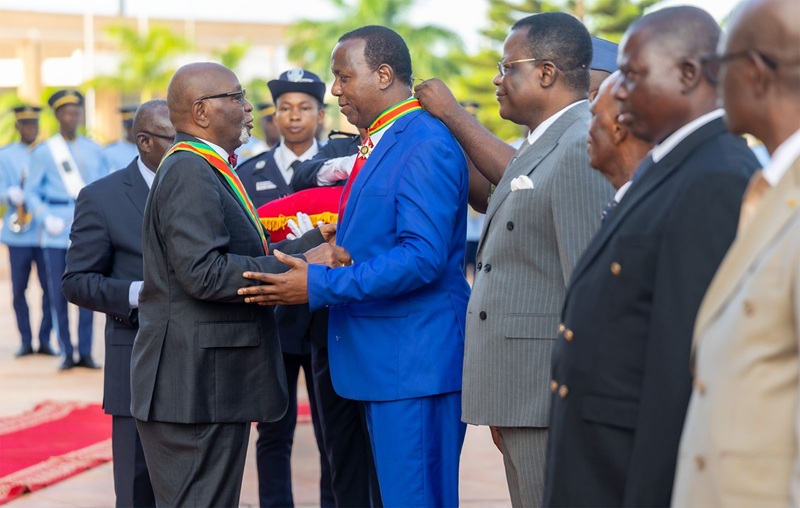 Togo : des citoyens distingués par le Président de la République Jean-Lucien Savi de Tové
