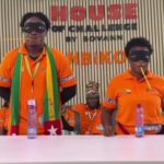 Himra met fin aux rumeurs de “jet privé” après son concert à Lomé