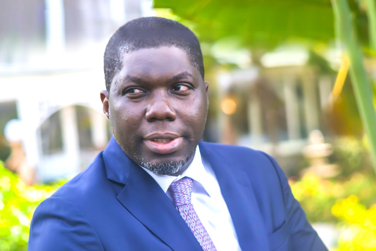 Togo : Dermane Tadjudini, Directeur de la DTRF distingué par Faure Gnassingbé