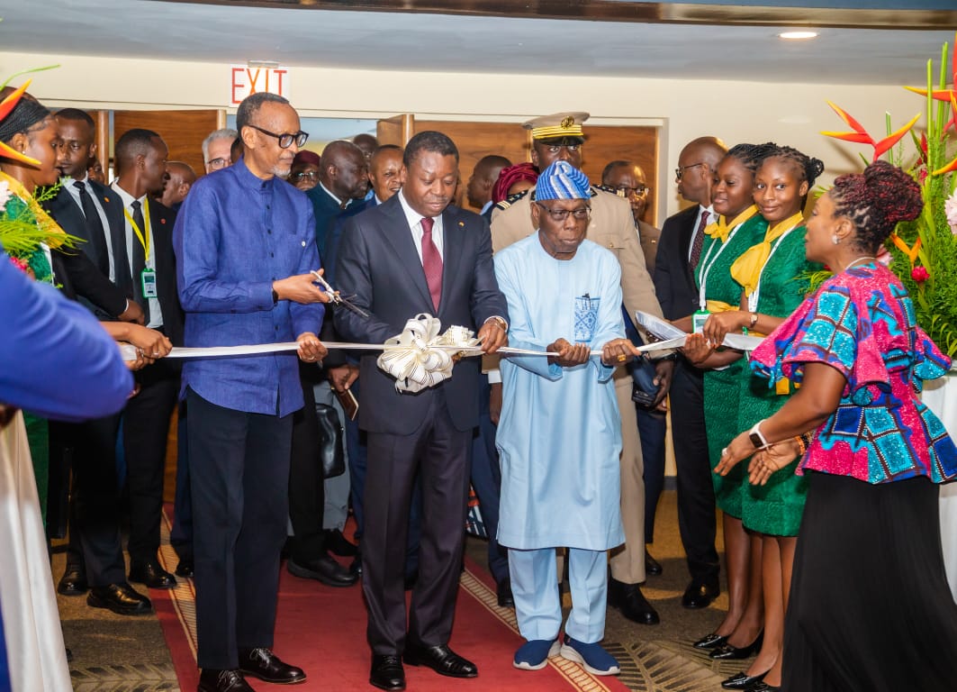 Lomé : Faure Gnassingbé ouvre les travaux de la Convention et Exposition africaines du transport aérien