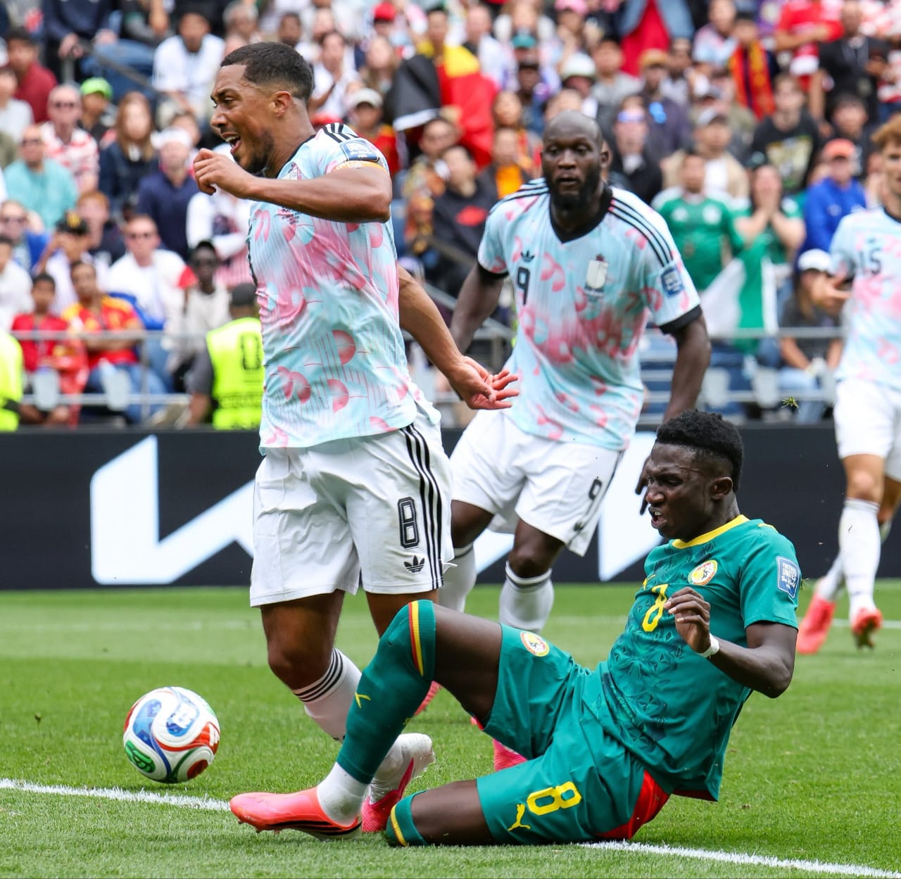 Mondial 2026 : Pape Thiaw conteste le penalty, Pape Gueye tourne le dos à la sélection