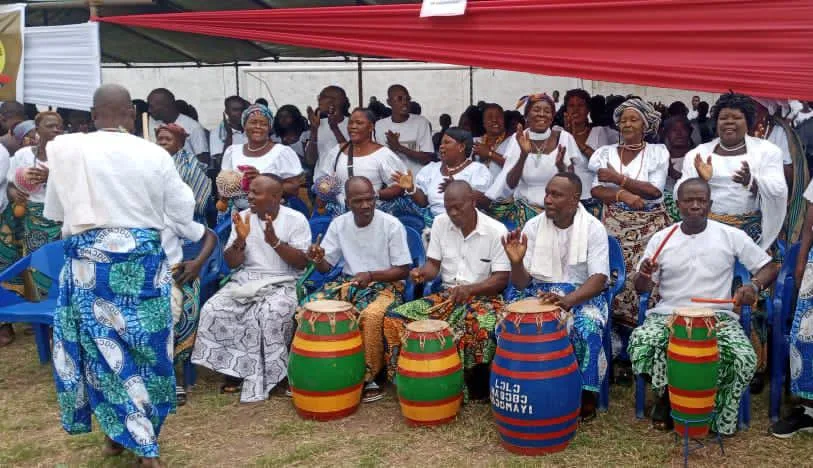DUNENYO ZA 2026 : Gbénodu de Bè Klikamé fait danser les autorités au rythme d'Agbadza
