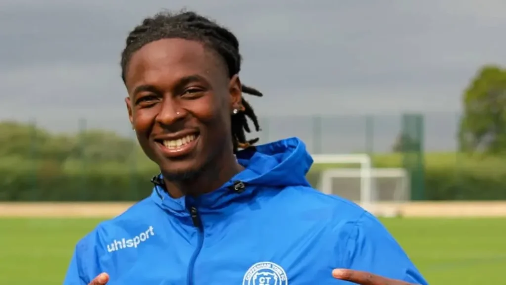 Football : à 25 ans, Quevin Castro meurt brutalement en plein match