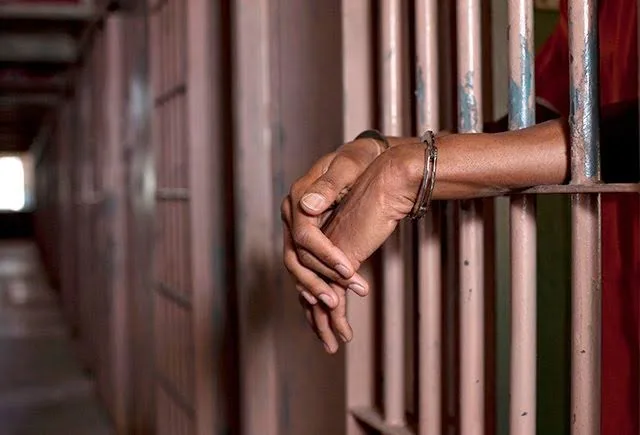 Escroquerie : un TikTokeur béninois condamné à 7 ans de prison ferme